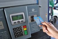 شرکت ملی پخش فرآورده‌های نفتی توضیح دهد: بود و نبود کارت سوخت در جایگاه های سوختگیری استان