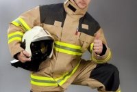 اعضای شورای شهریاسوج بخوانند : آتش نشانان یاسوج  درحسرت لباس عملیاتی نو